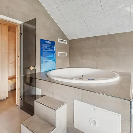 Aqua 186 Holiday home